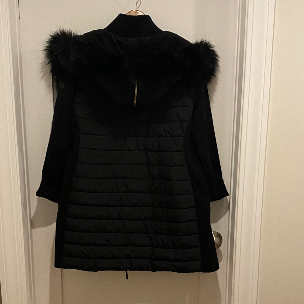 Calvin Klein Black Puffer Coat with Fur Trim - Picture 6 of 6